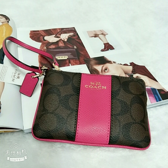 Coach Signature w Leather Trim Corner Zip Wristlet - Picture 2 of 5